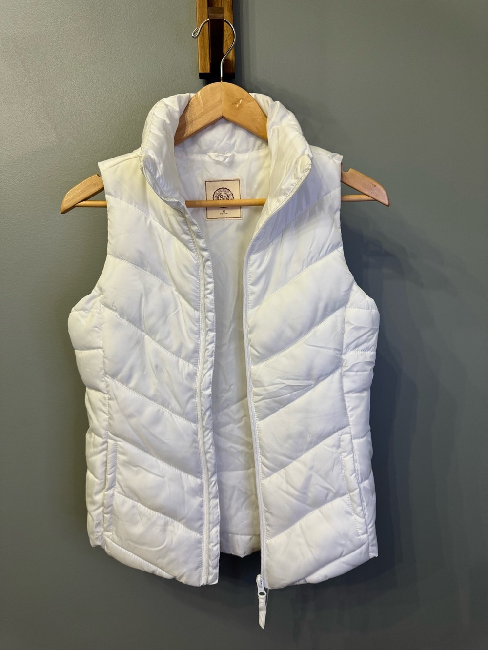 Authentic American Heritage White Quilted Puffer Vest